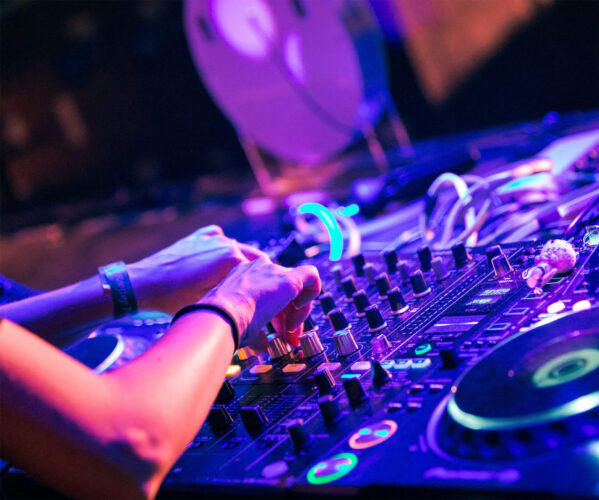 10 Most Successful and Popular DJs in the World